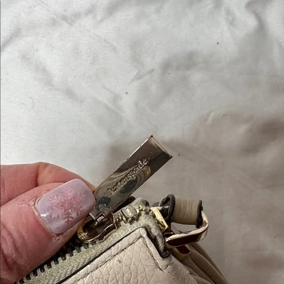 Kate Spade Leila Triple Gusset Two Toned Beige and Cream Pebbled Crossbody Bag - Picture 7 of 12